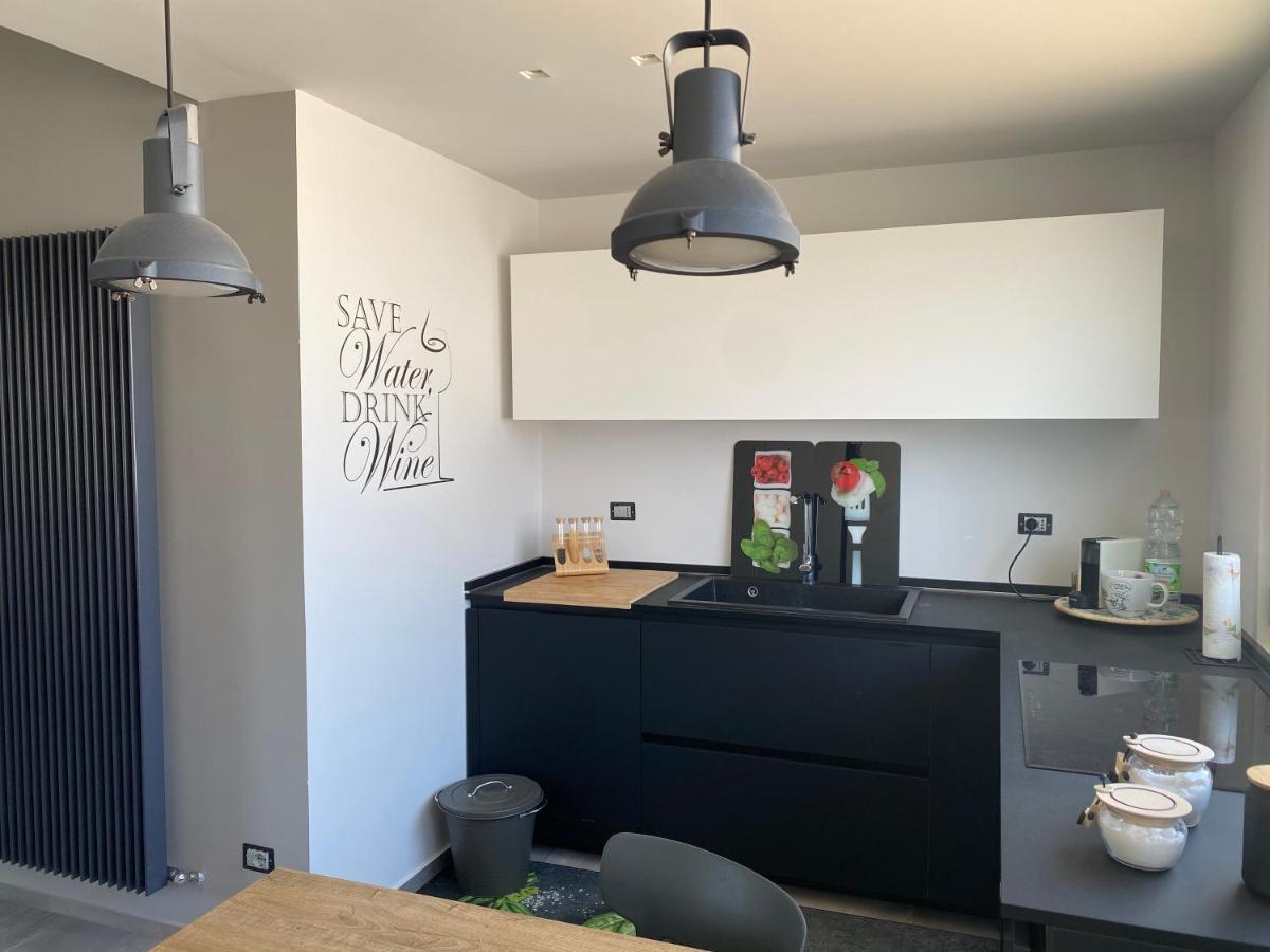 La Finestra Su Erice Apartment Трапани Екстериор снимка